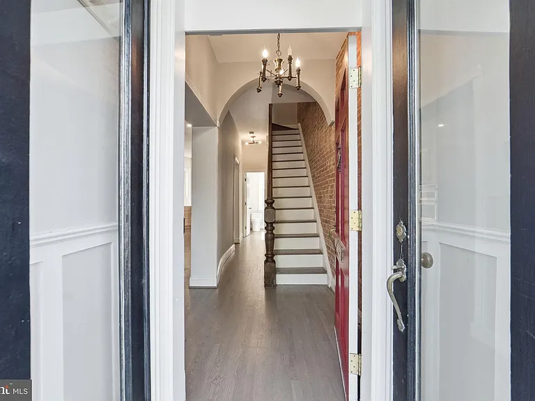706 12th St NE — Photo 14