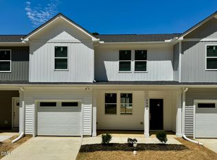 218 George St #A, Four Oaks, NC 27524