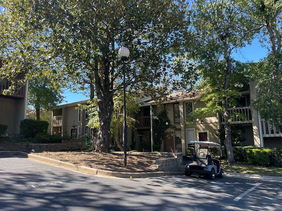 1st image of 7933 Charter Oak Ln
