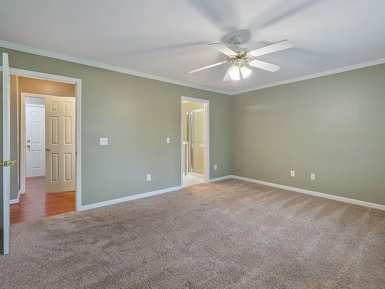 7037 Mooreland Ct — Photo 20