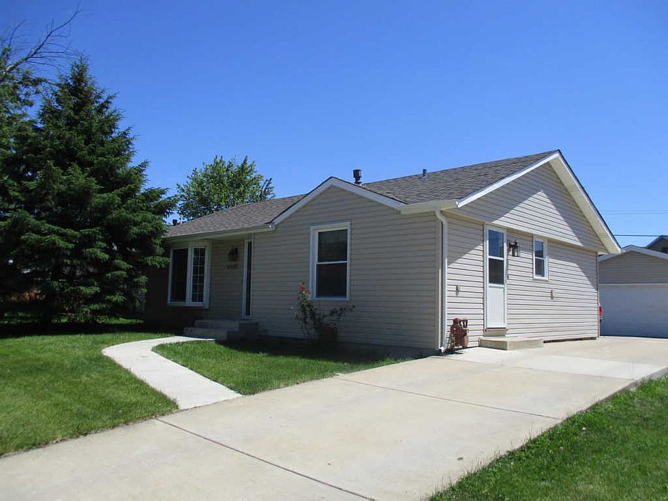 1st image of 16065 Haven Ave