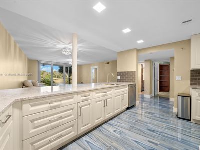 3499 Oaks Way APT 205, Pompano Beach, FL, 33069
