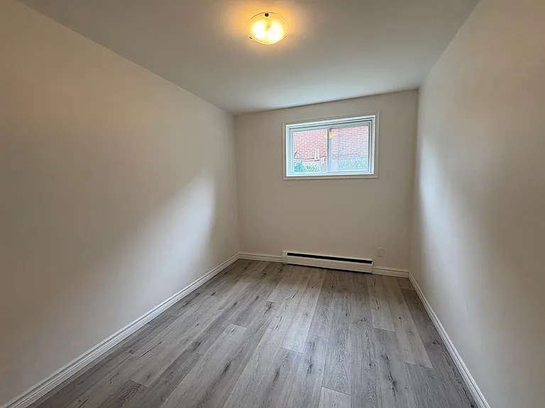 204 Melrose St #1 — Photo 9