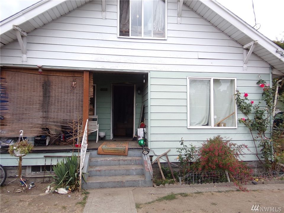 1st image of 1711 S 54th St