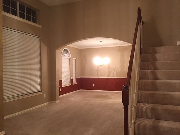 4th image of 7533 Yellowstone Dr