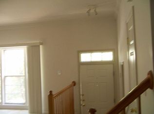 16796 Capon Tree Ln, Woodbridge, VA 22191