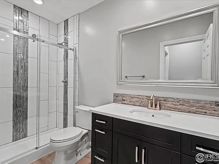 Wray Ct — Photo 1