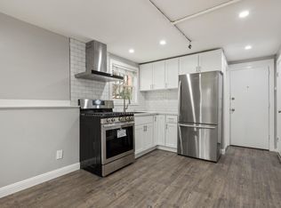 1655 Jones St #4, San Francisco, CA 94109