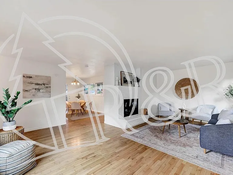 1640 Gilham Rd — Photo 4