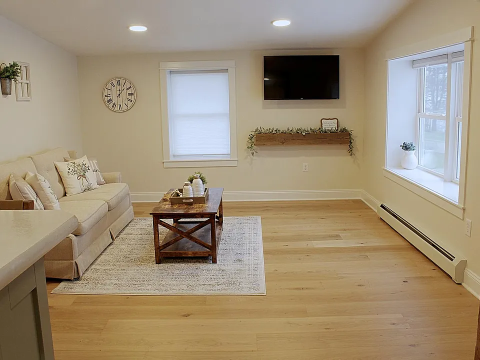 Livingroom with Lake Pepin View