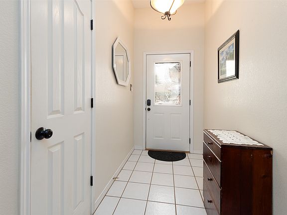 3rd image of 5366 Willow Ridge Rd