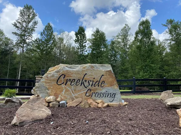 182 Vista Creek Dr, Talking Rock, GA 30175