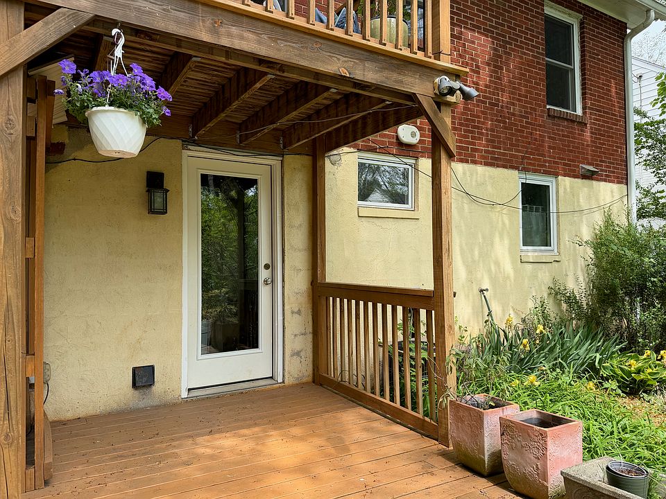 1st image of 1116 Forest Hills Ave #B