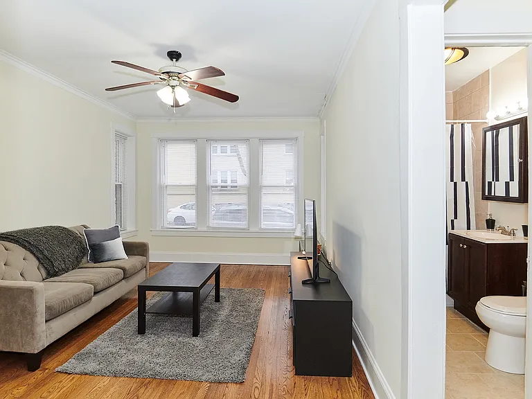 2536 W Thorndale Ave #3 — Photo 14