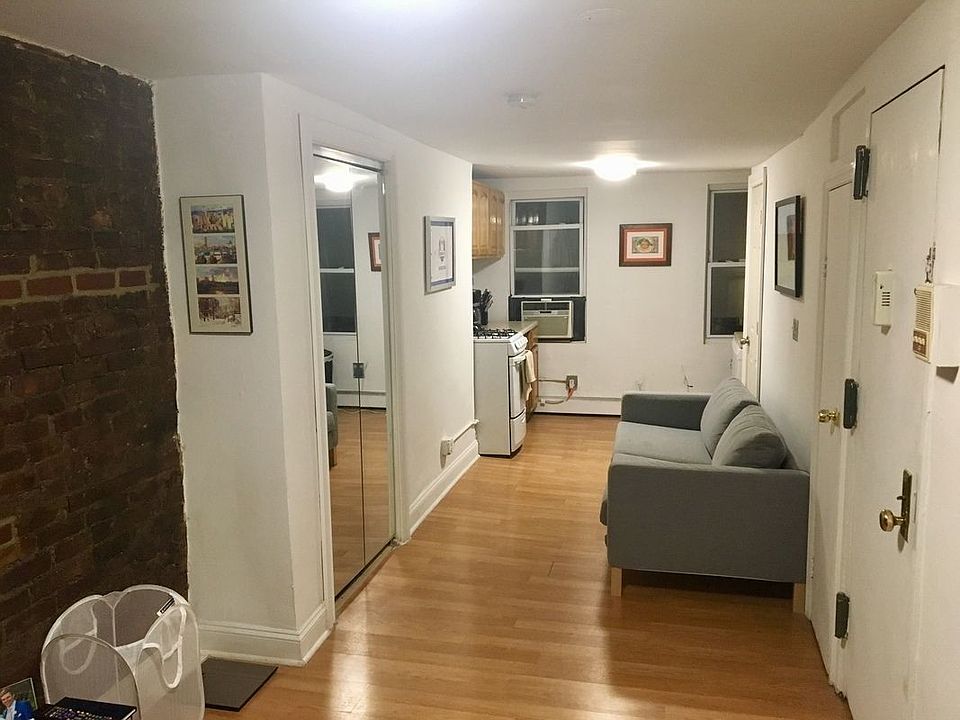 1st image of 425 E 12th St APT 3RE