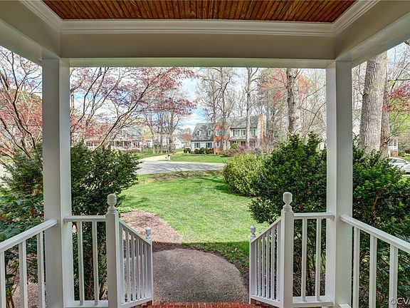 3rd image of 8257 Redberry Ln