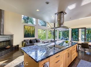 638 32nd Ave E, Seattle, WA 98112