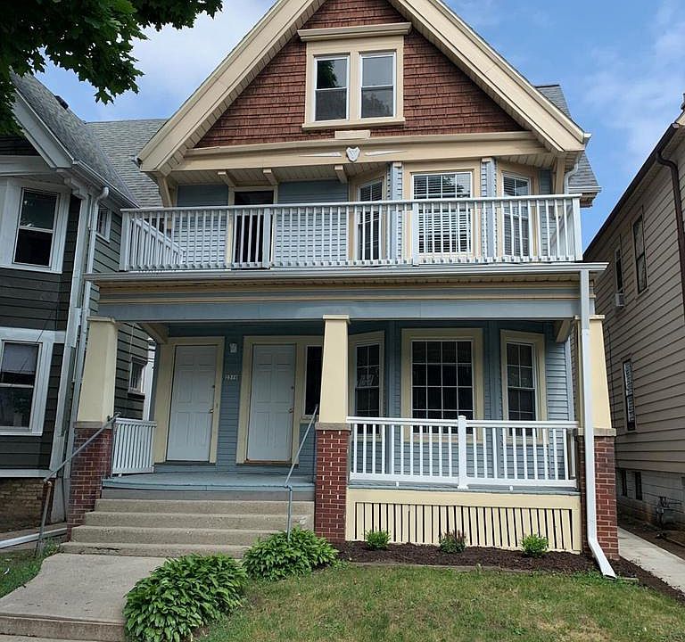 1st image of 2514 N Oakland Ave #2514