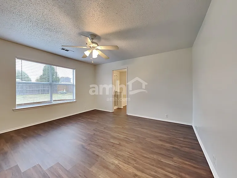 1523 Wavecrest Dr — Photo 12