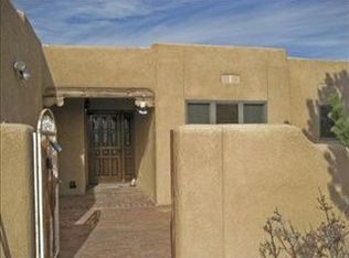22 Wymas Dr, Santa Fe, NM 87506