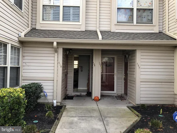 409 Steeplechase Ct #409, Deptford, NJ 08096