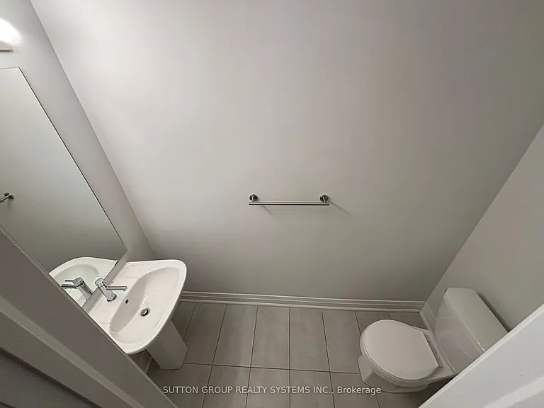1774 A Lawrence Ave W #2 — Photo 7