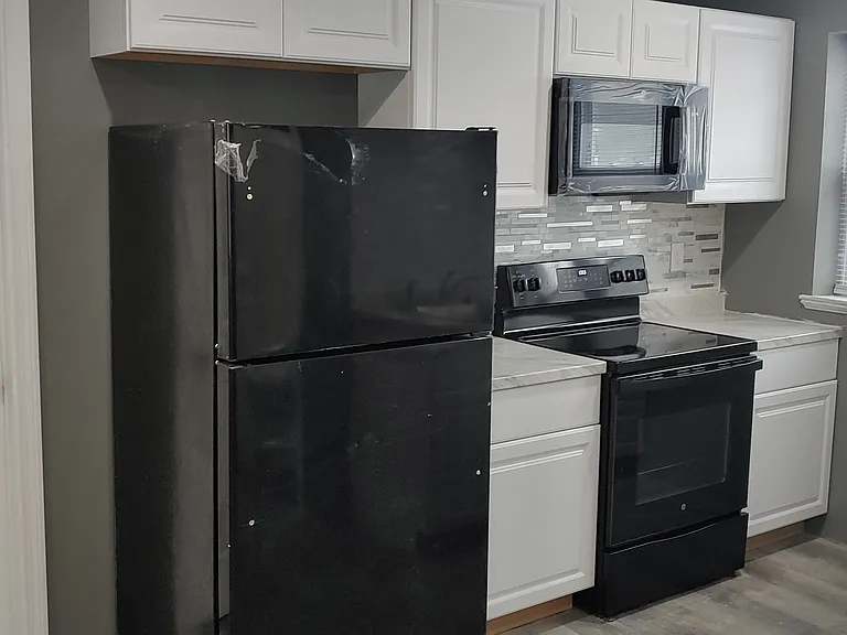 98 Touro St #4 — Photo 5