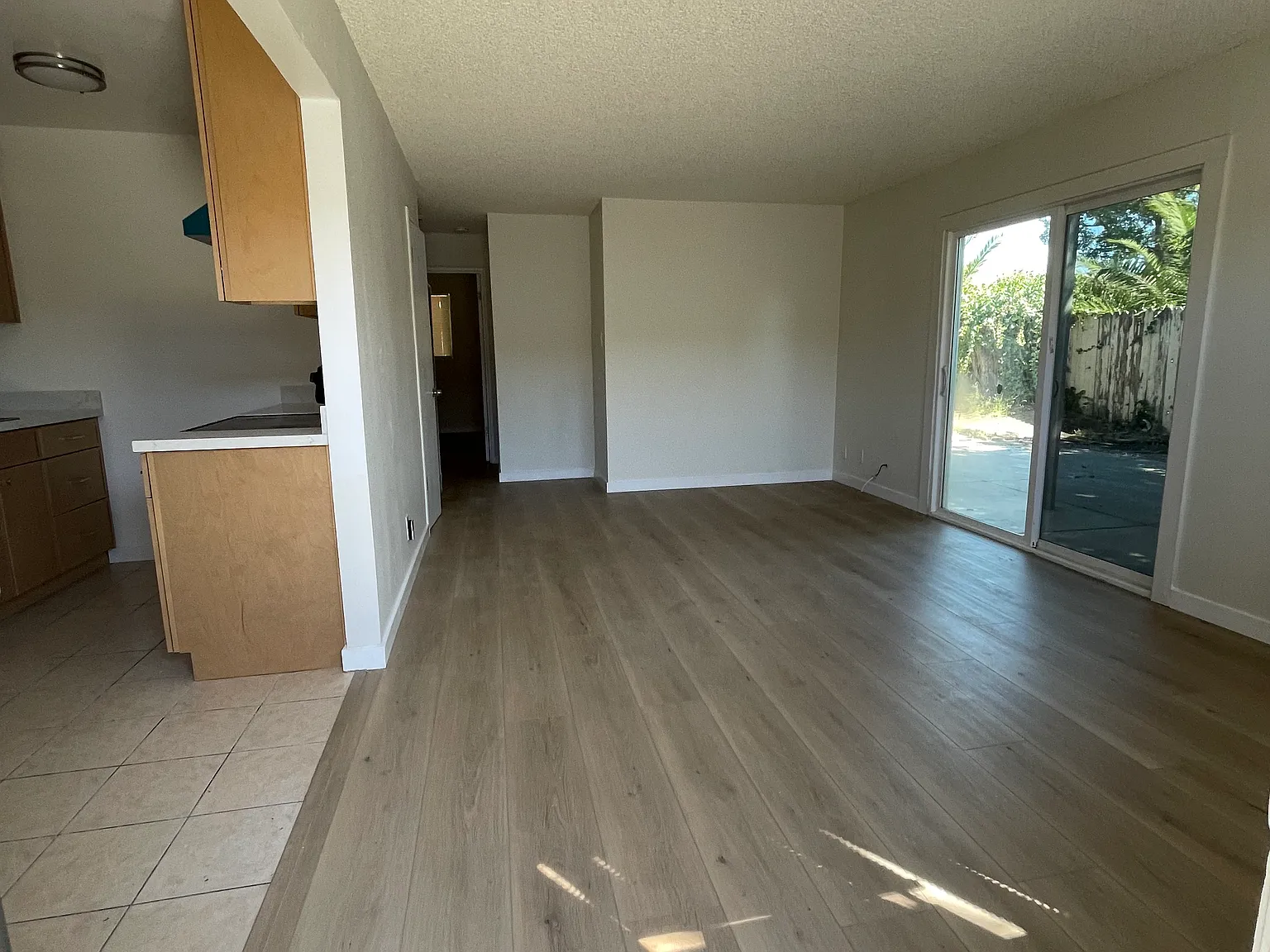 2 bed, 700 sqft, $1,850 — Photo 1
