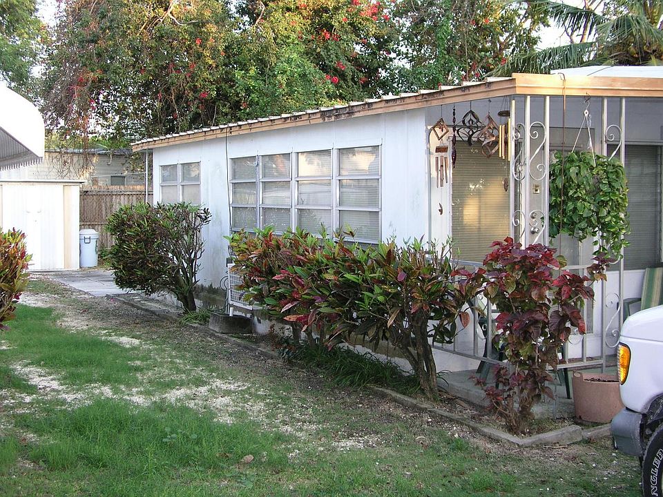 1st image of 63 W Tarpon Basin Dr