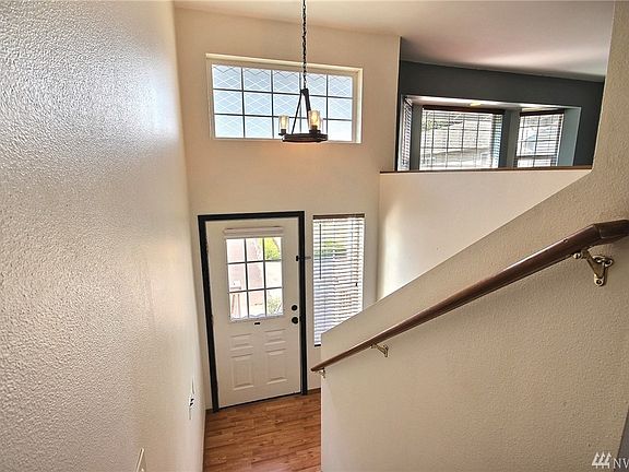 4th image of 2193 SE Galeel Ct
