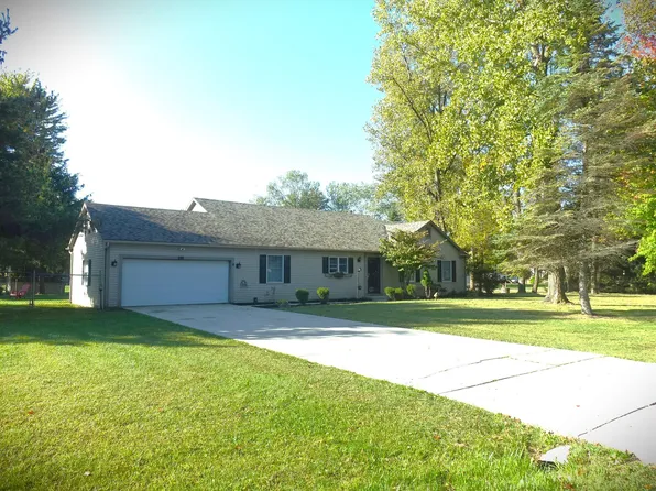 291 Bristol Dr SW, Pataskala, OH 43068