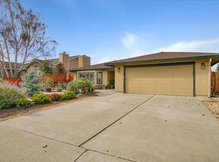 1070 Clearview Dr, Hollister, CA