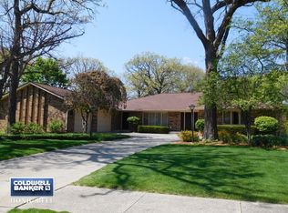 533 Meadow Wood Dr, Joliet, IL 60431