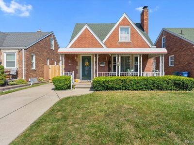 1376 Michigan Blvd, Lincoln Park, MI, 48146