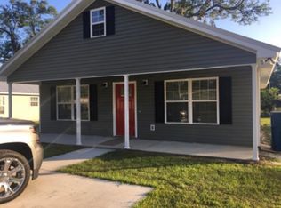 352 S Macon St, Ludowici, GA 31316