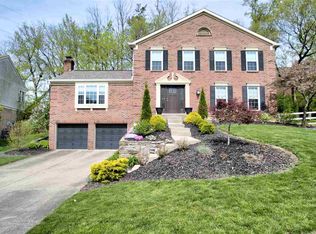 1999 Lakelyn Ct, Crescent Springs, KY 41017