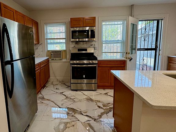 4th image of 21-44 24th St #1