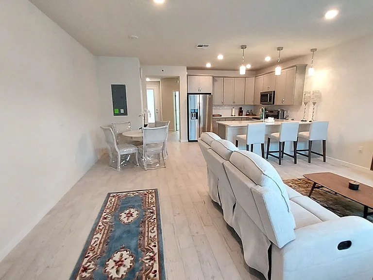 14169 Lanikai Beach Dr — Photo 5