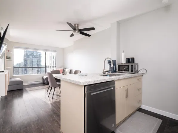 1189 Howe St #2505, Vancouver, BC V6Z 2X4