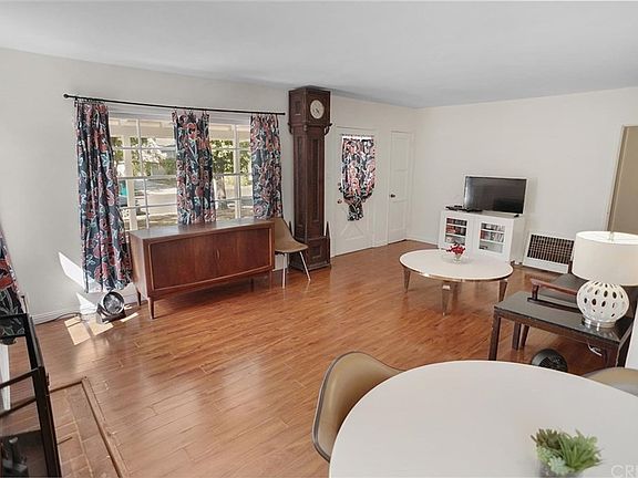 5th image of 13922 La Maida St