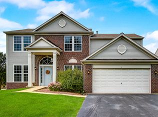 1 Pampas Ct, Bolingbrook, IL 60490