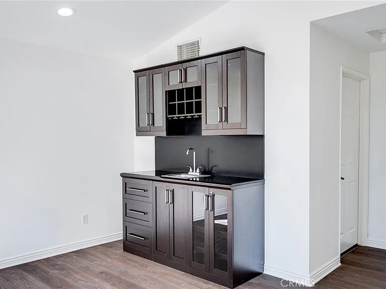 7126 Atheling Way — Photo 9