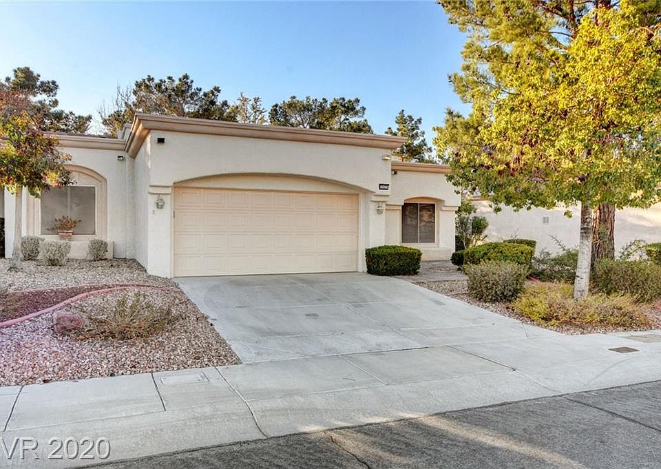 1st image of 2521 Dark Peak Dr