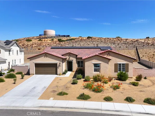 39350 Stallion Dr, Palmdale, CA 93551