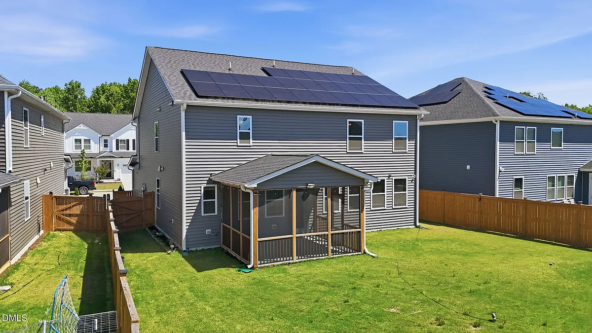 Building Photo - 1405 Matisse Dr
