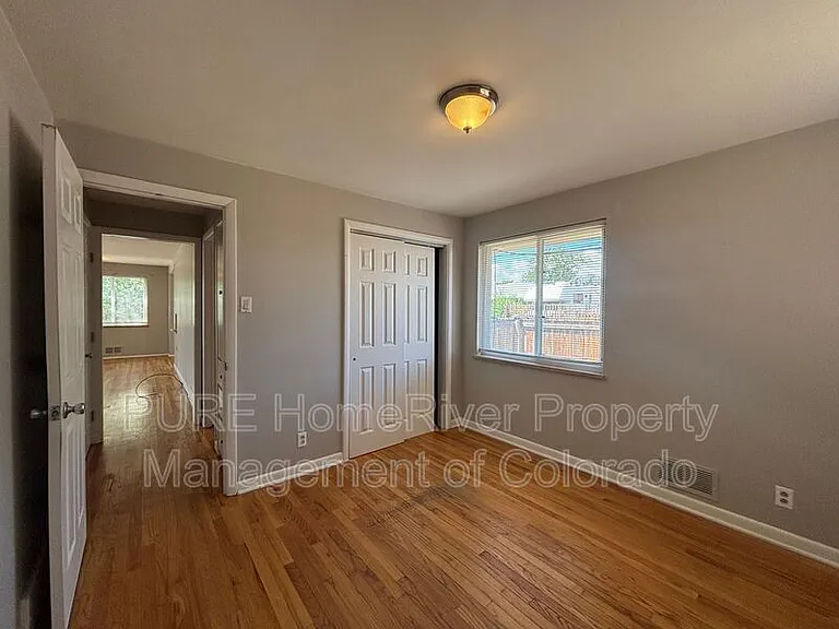 935 N Winona Ct — Photo 12