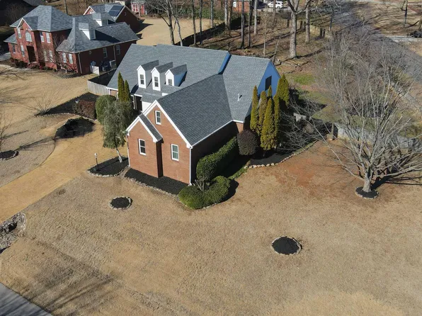 215 Kelsey Lynn Ln, Huntsville, AL 35806