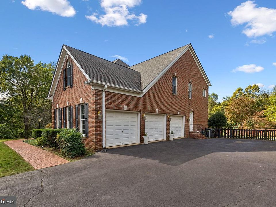 7819 Wellington Dr, Warrenton, VA 20186 | Zillow