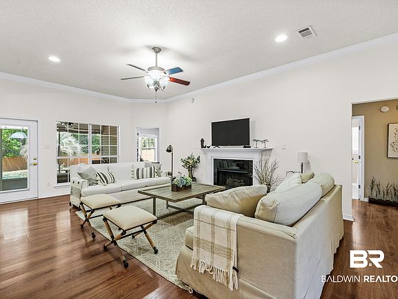 5th image of 28635 Cascades Ct