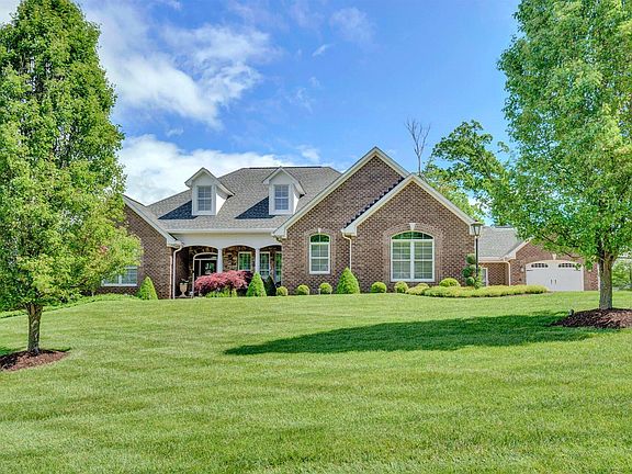 5th image of 515 Stoneledge Dr